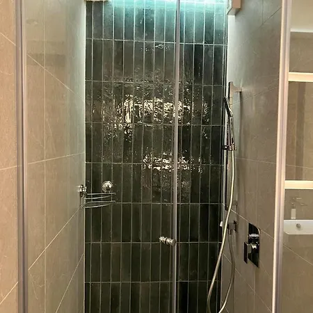 Апартаменты Woodside 416 *