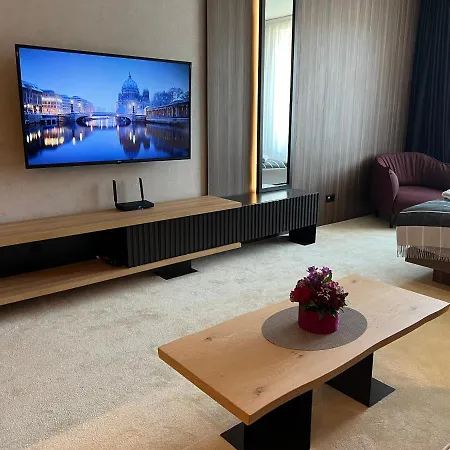 Woodside 416 * Копаоник